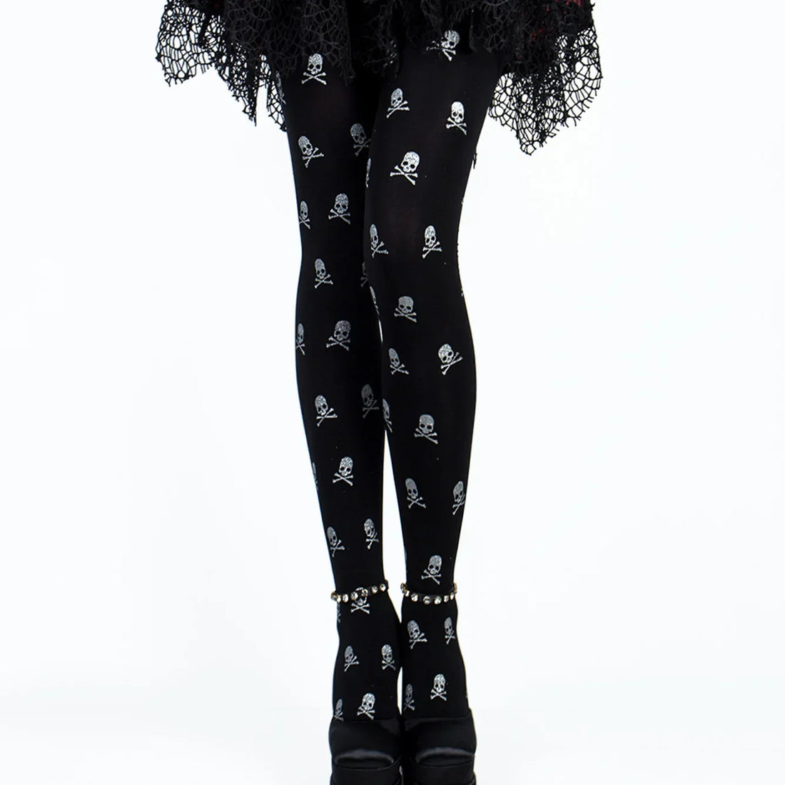 Emo Aesthetic Revival: Outfits & Style Guide | AltBrat