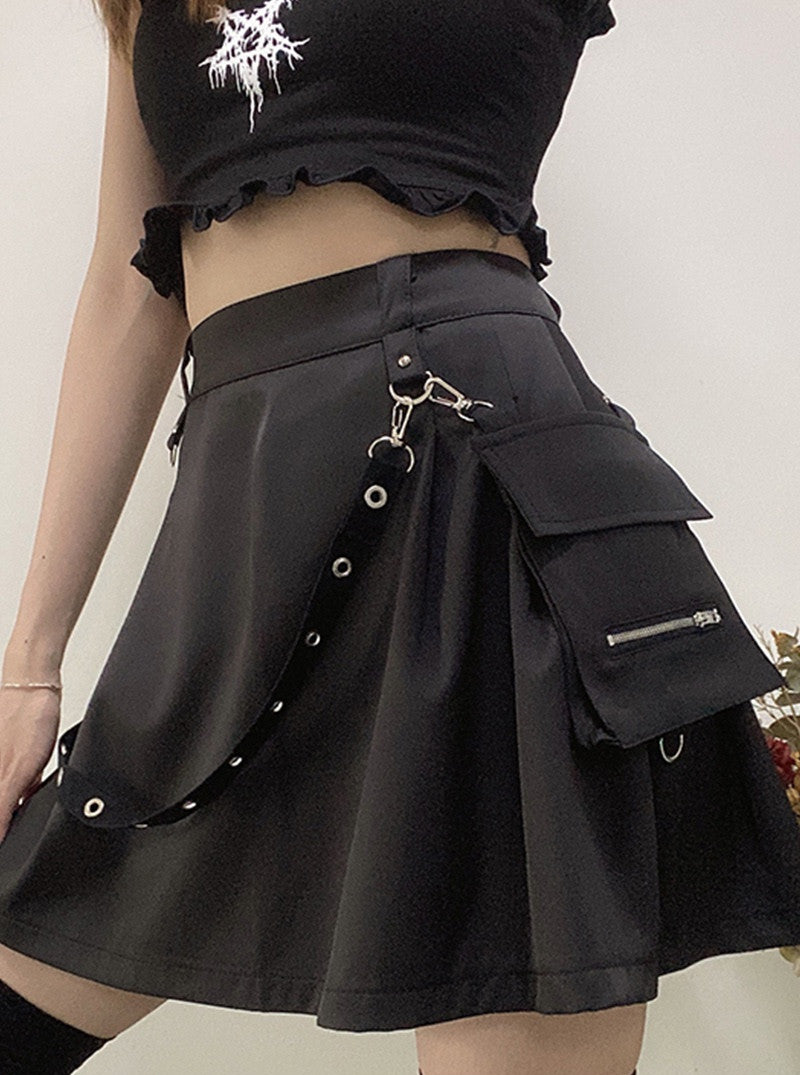Zip Pocket Pleated Cargo Skirt - Skirts detail view 2 | Cute Splikes