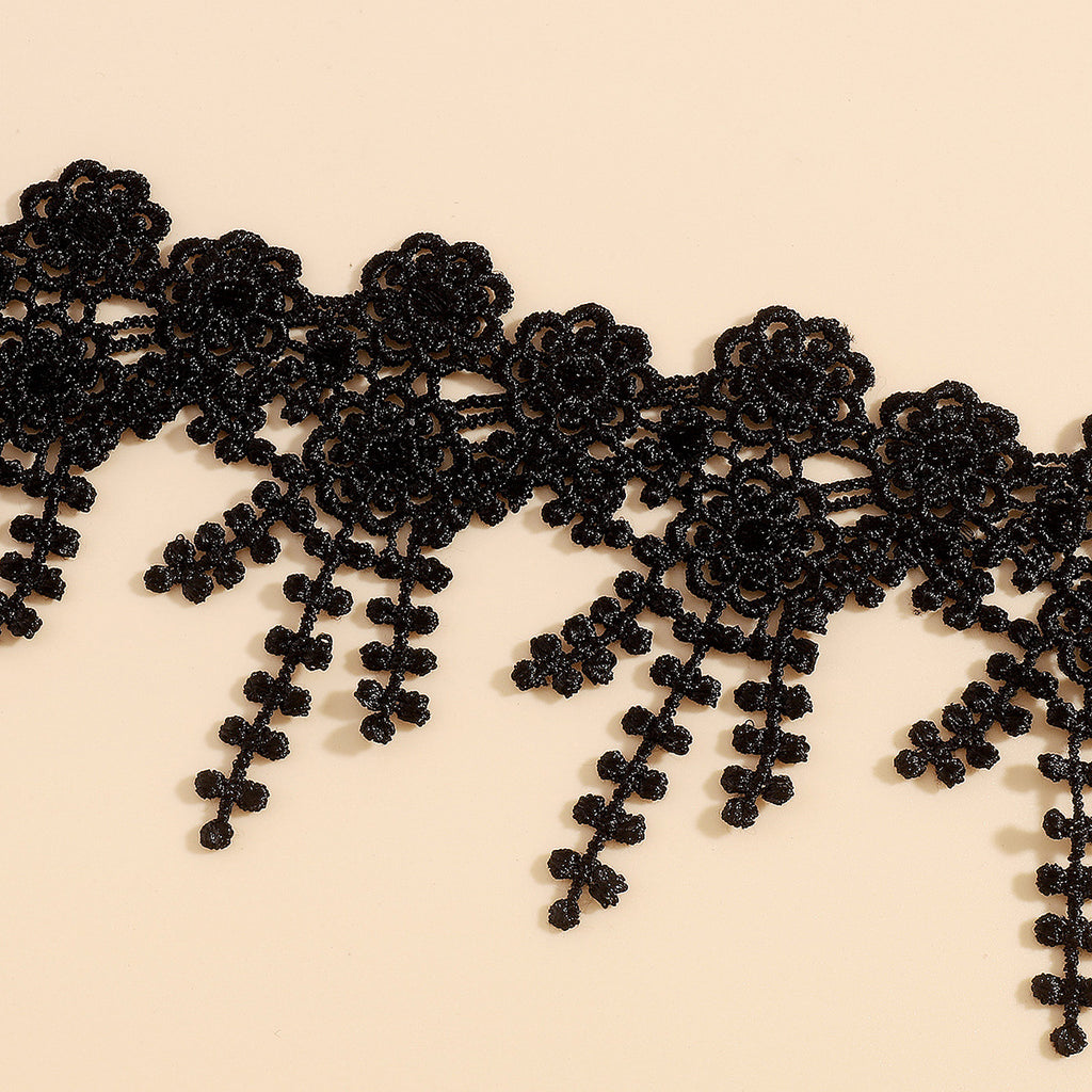 Minimalist Charm Necklace - Necklaces & Chokers detail view 6 | Cute Splikes