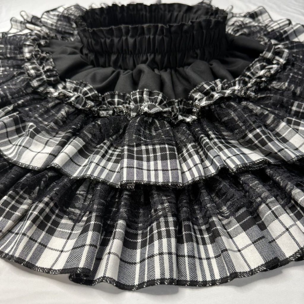 Black &amp; Red Puffy Skirt - Skirts detail view 3 | Cute Splikes