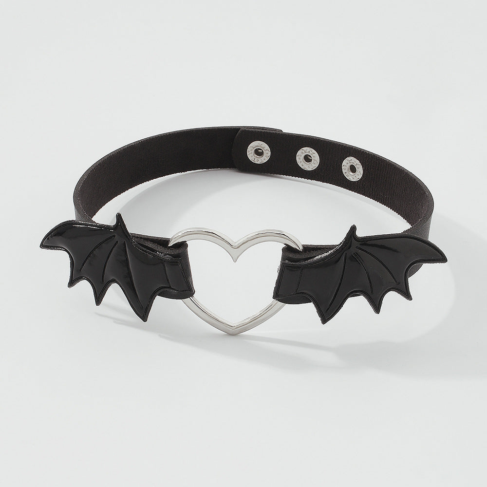 Winged Heart Choker Necklace - Necklaces & Chokers detail view 2 | Cute Splikes