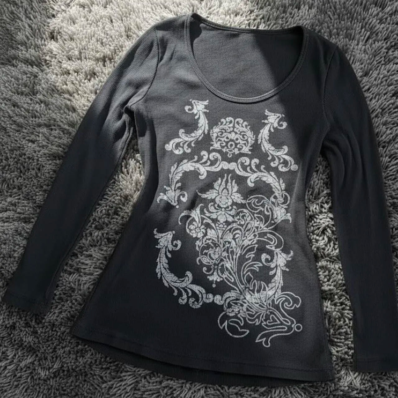 Y2K Gothic Print T-Shirt - Tops & Dresses detail view 2 | Cute Splikes