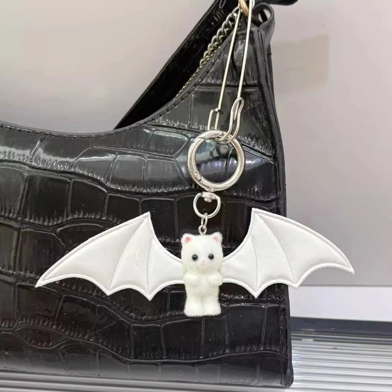 Devil Wings Cat Keychain - Keychains & Charms for Jirai Kei, gothic & kawaii style | Cute Splikes