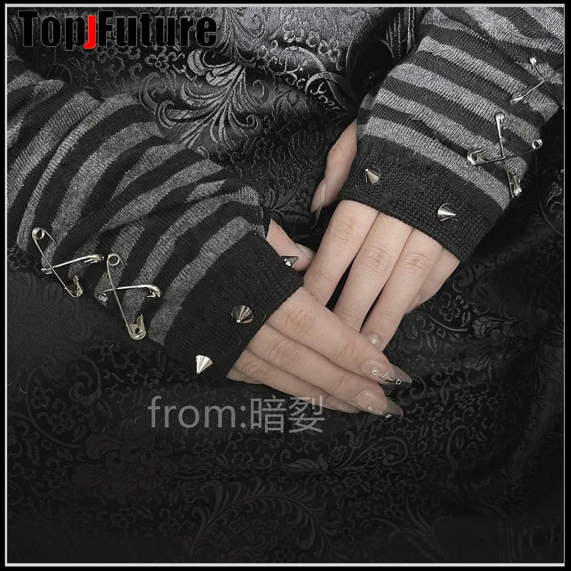 Striped Fingerless Arm Warmers - Gloves & Arm Warmers detail view 6 | Cute Splikes