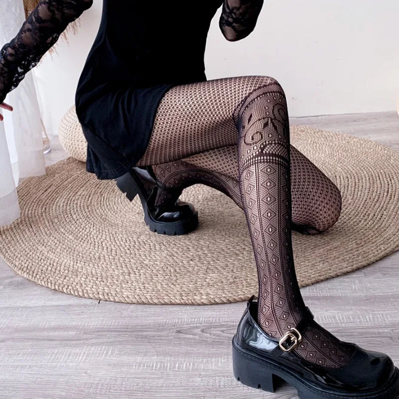 Star Pattern Fishnet Tights