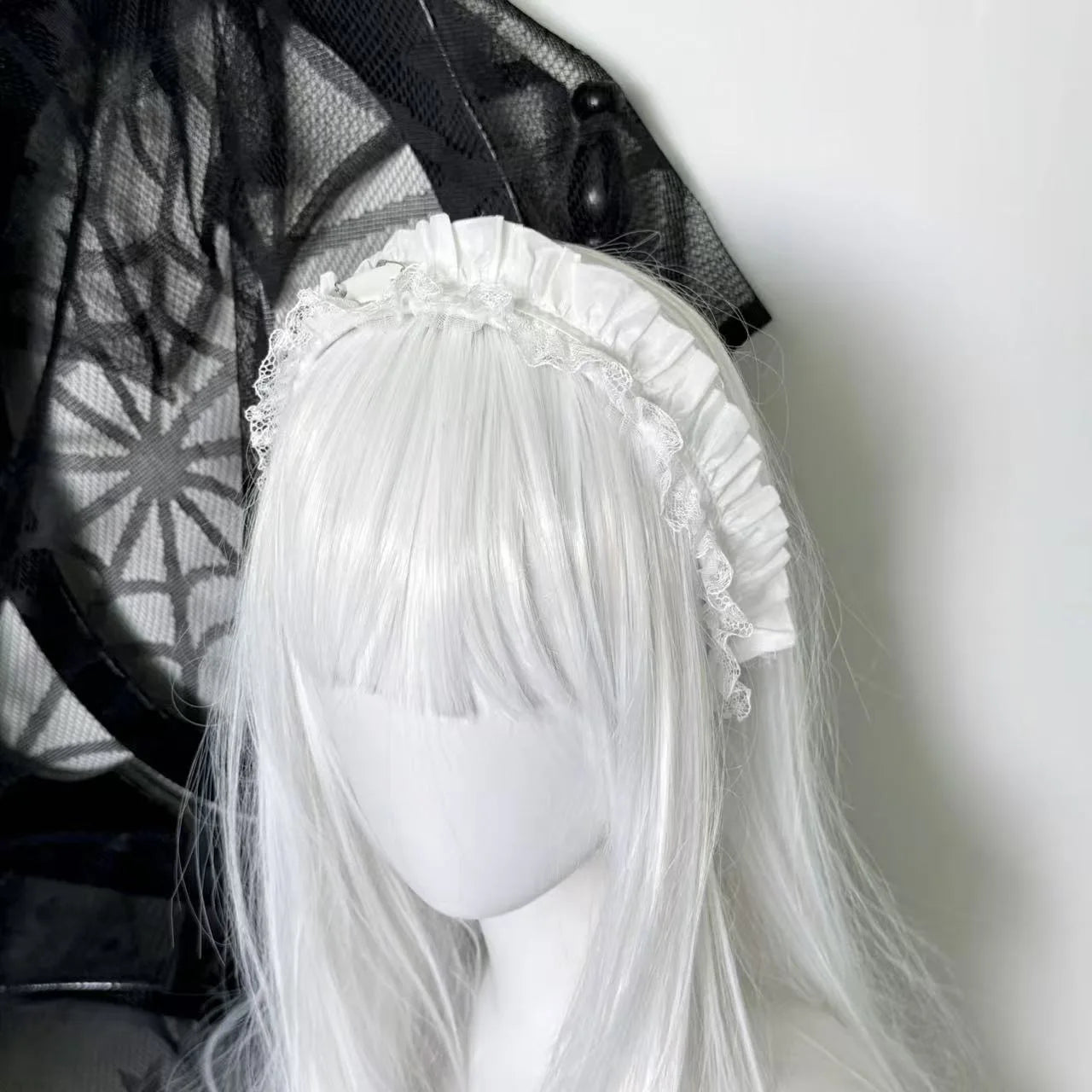 Lace Heart Buckle Pin Headband