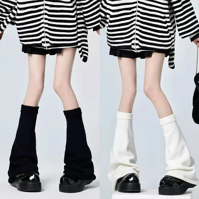 Buckle Harness Knit Flare Leg Warmers