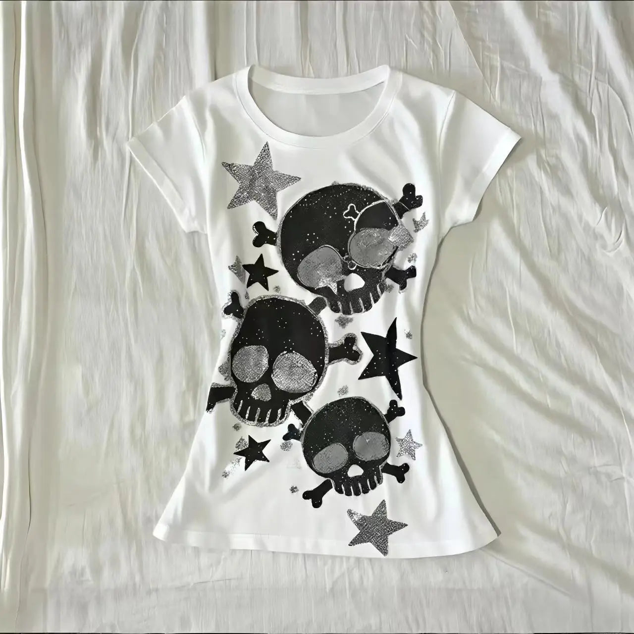 Star Skull Graphic Tee - Tops & Dresses detail view 6 | Cute Splikes