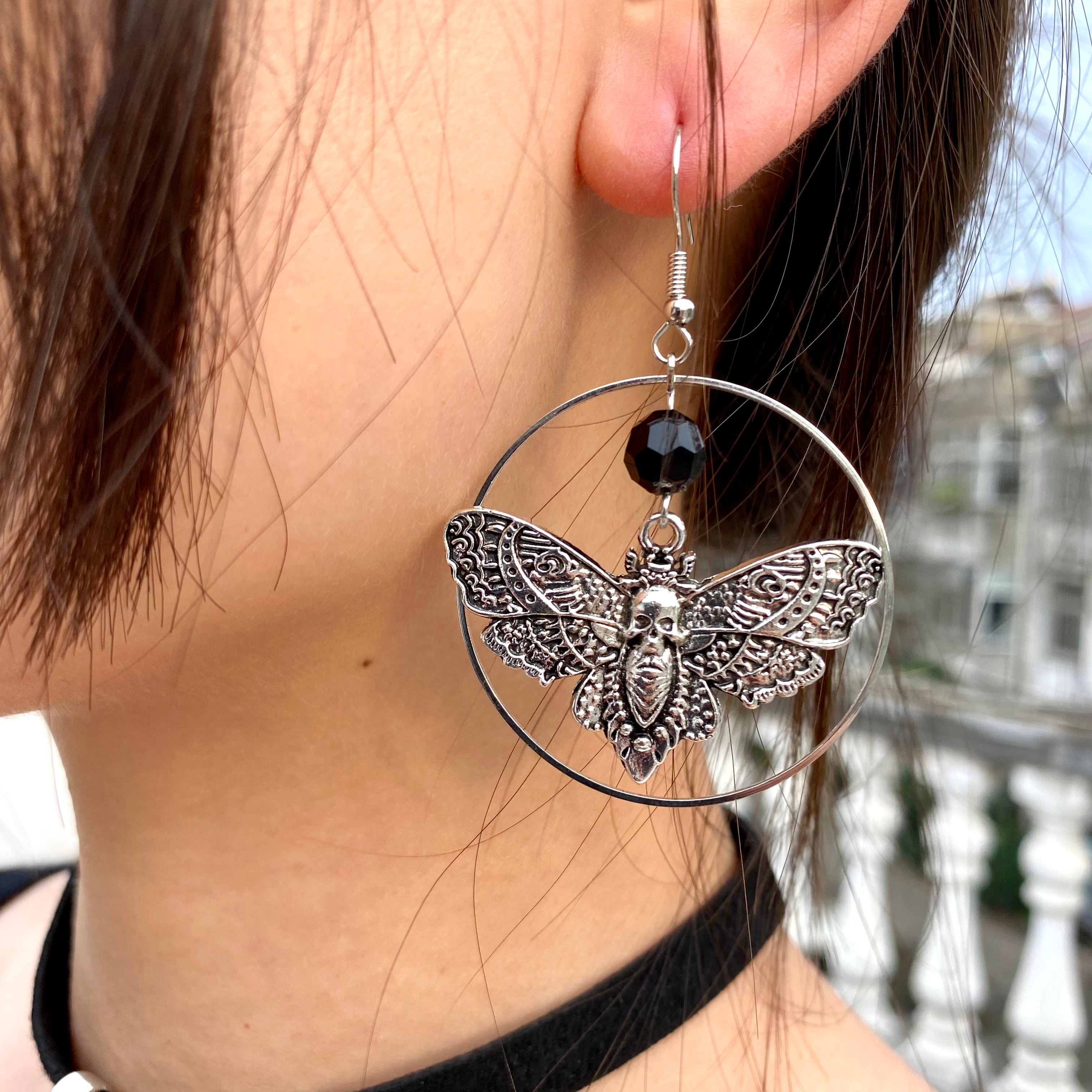 Skull Moth Earrings - Earrings for Jirai Kei, gothic & kawaii style | Cute Splikes