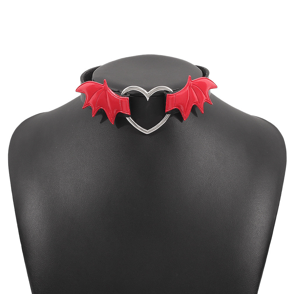 Winged Heart Choker Necklace - Necklaces & Chokers detail view 3 | Cute Splikes