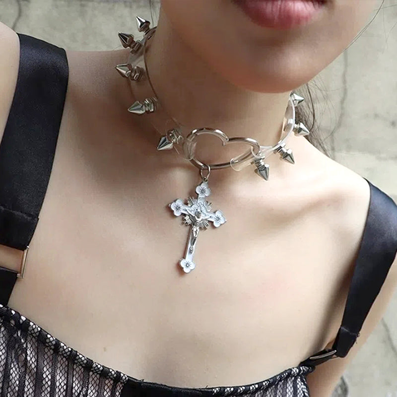 Riveted Cross Collar - Necklaces & Chokers detail view 3 | Cute Splikes