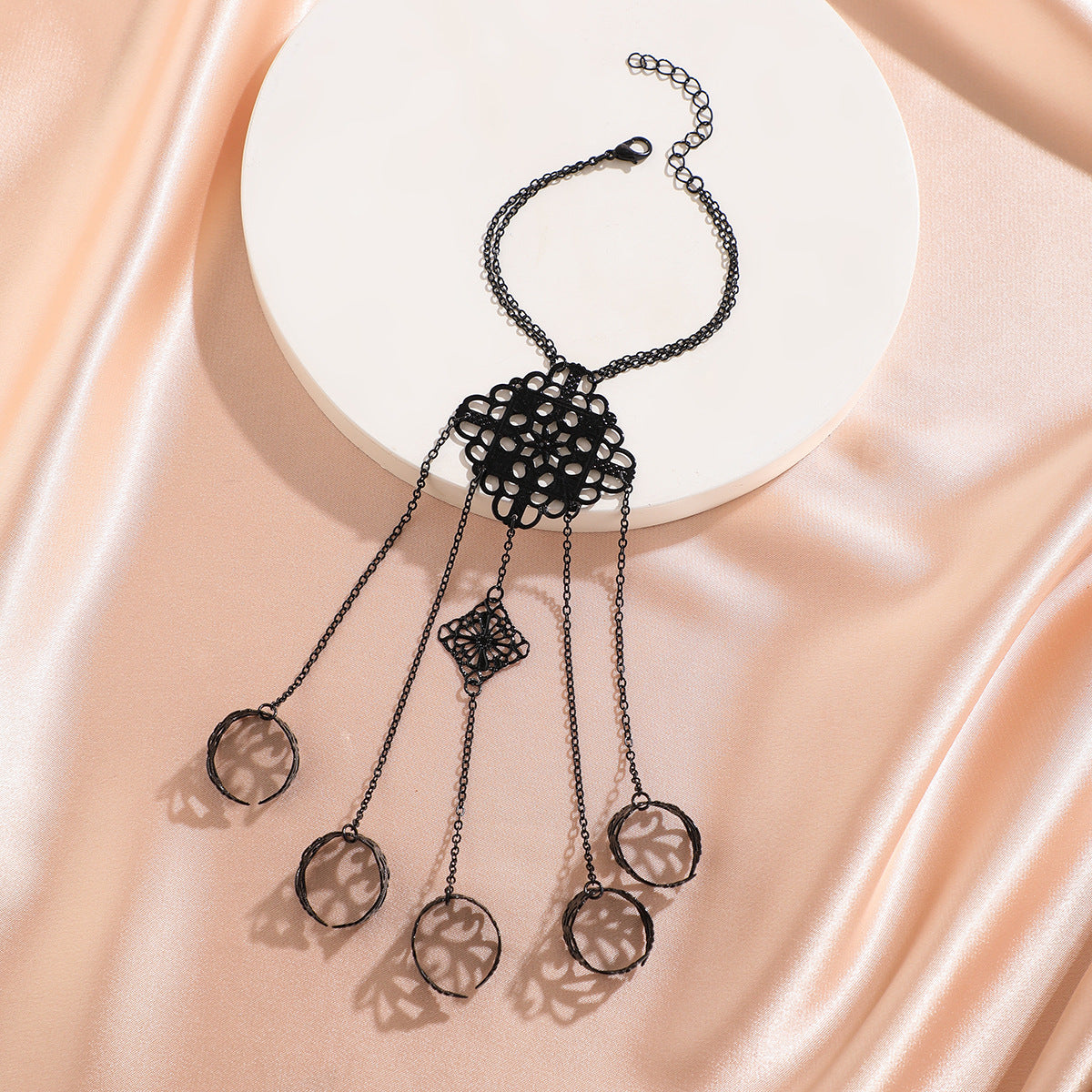 Tassel Finger Bracelet - Bracelets & Rings detail view 9 | Cute Splikes