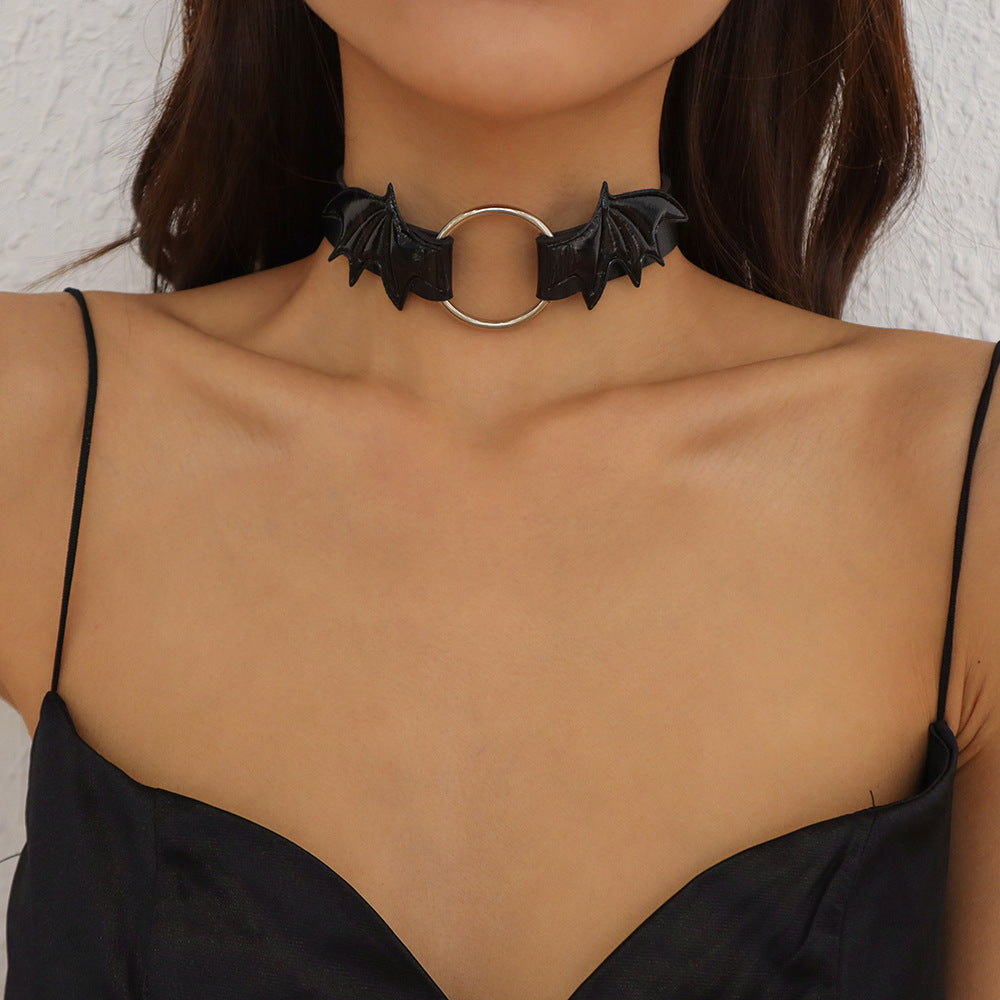 Winged Heart Choker Necklace - Necklaces & Chokers detail view 7 | Cute Splikes
